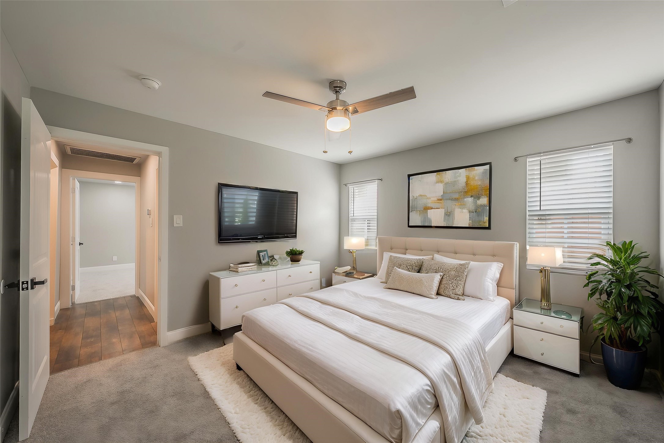 1015 Epenard Street Dallas TX 75211