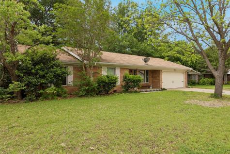 7420 Maple Drive North Richland Hills TX 76180