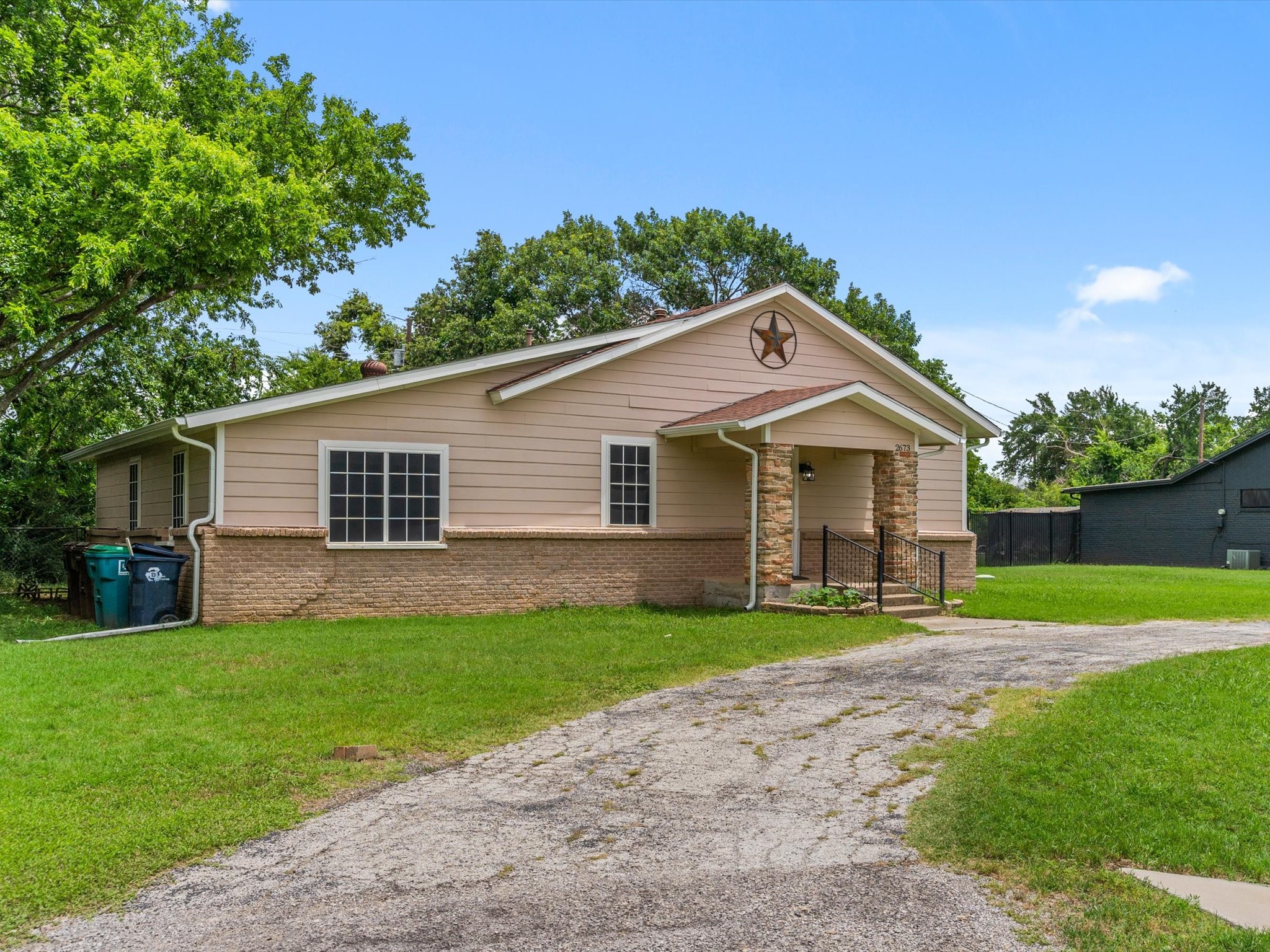 2673 S Bonnie Brae Street Denton TX 76207