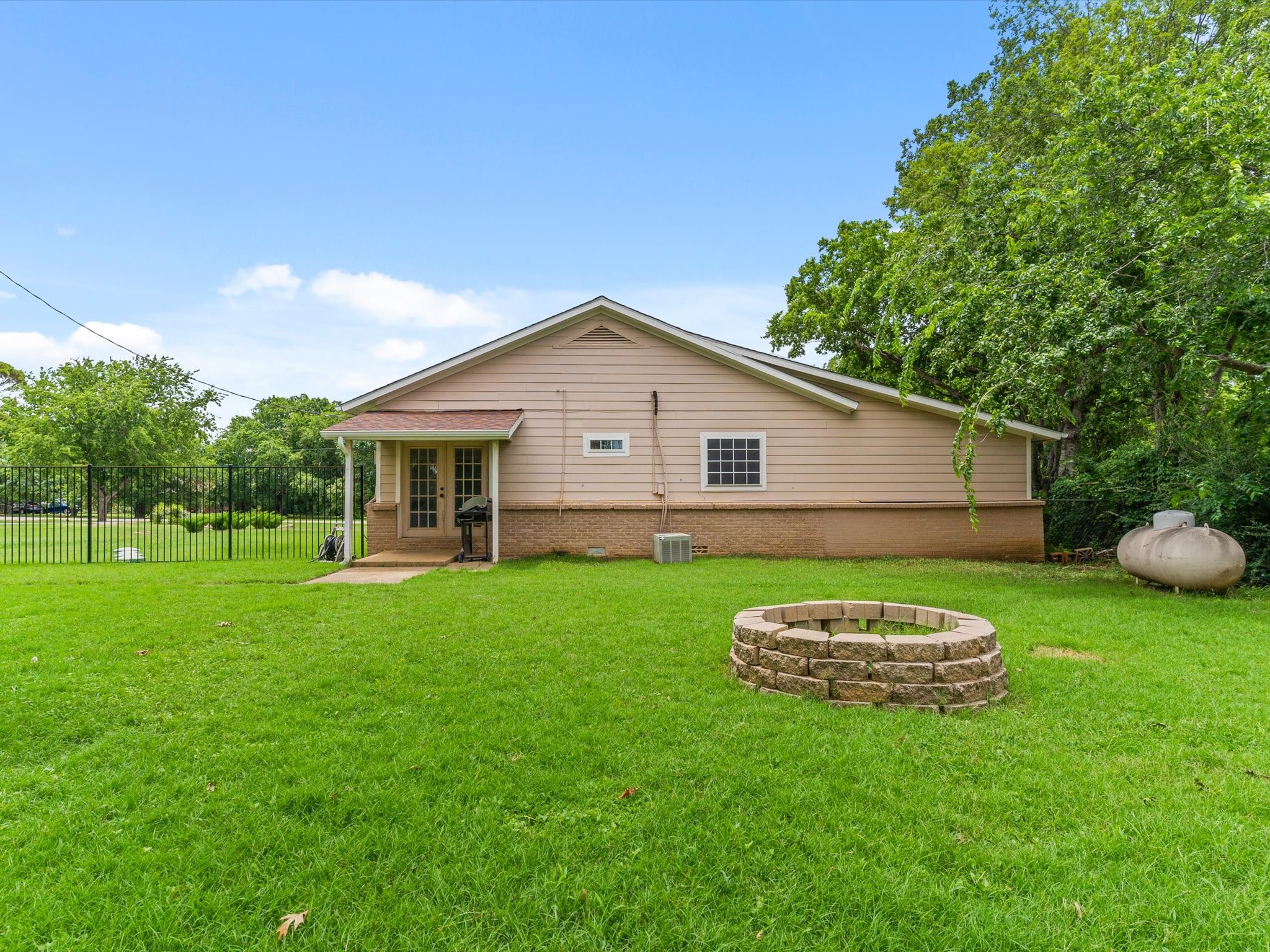 2673 S Bonnie Brae Street Denton TX 76207