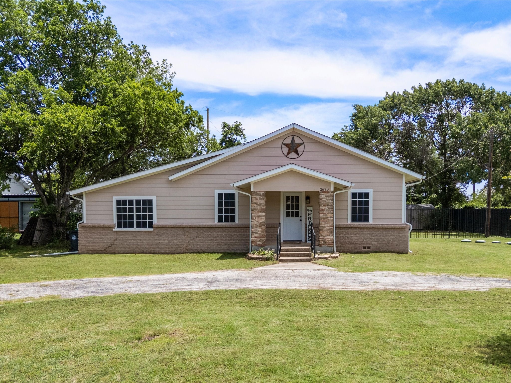 2673 S Bonnie Brae Street Denton TX 76207