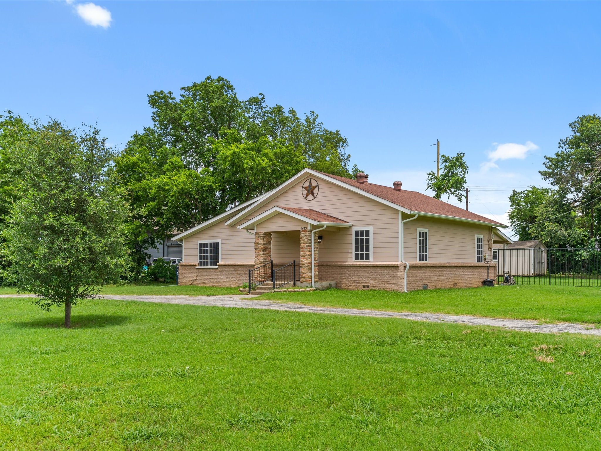 2673 S Bonnie Brae Street Denton TX 76207