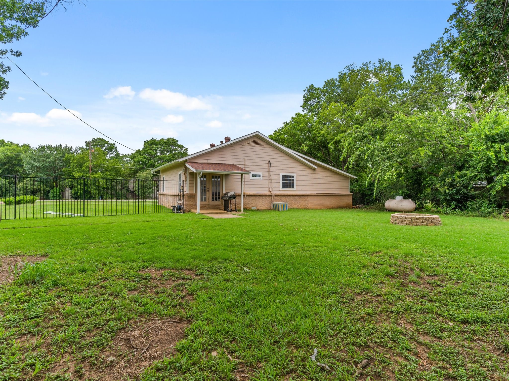 2673 S Bonnie Brae Street Denton TX 76207