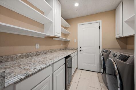 806 Ridgeway Road Joshua TX 76058