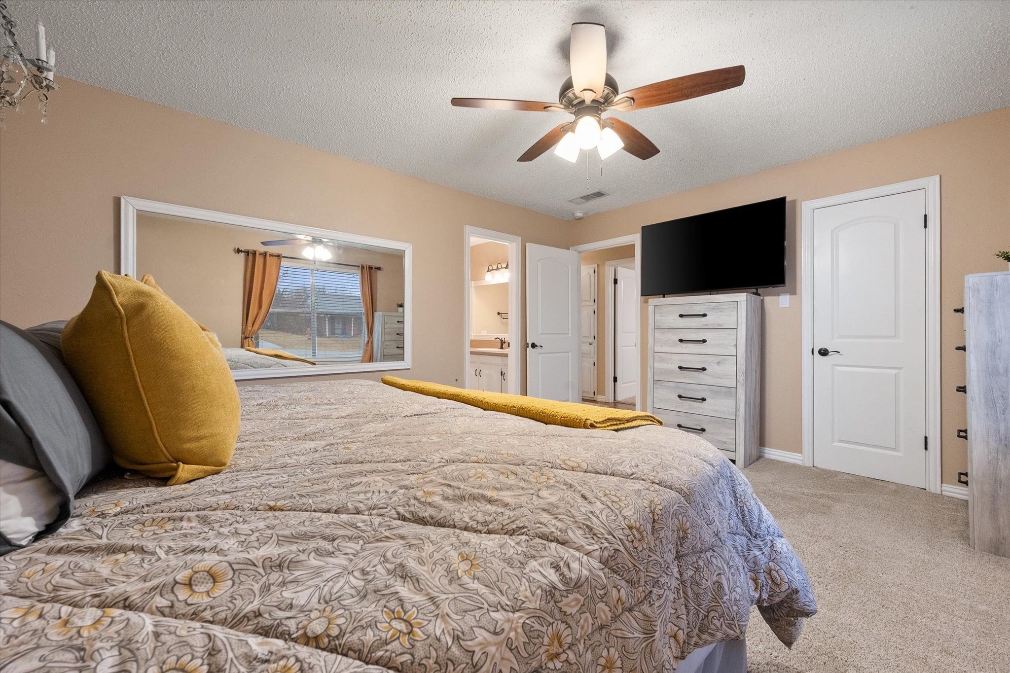 806 Ridgeway Road Joshua TX 76058
