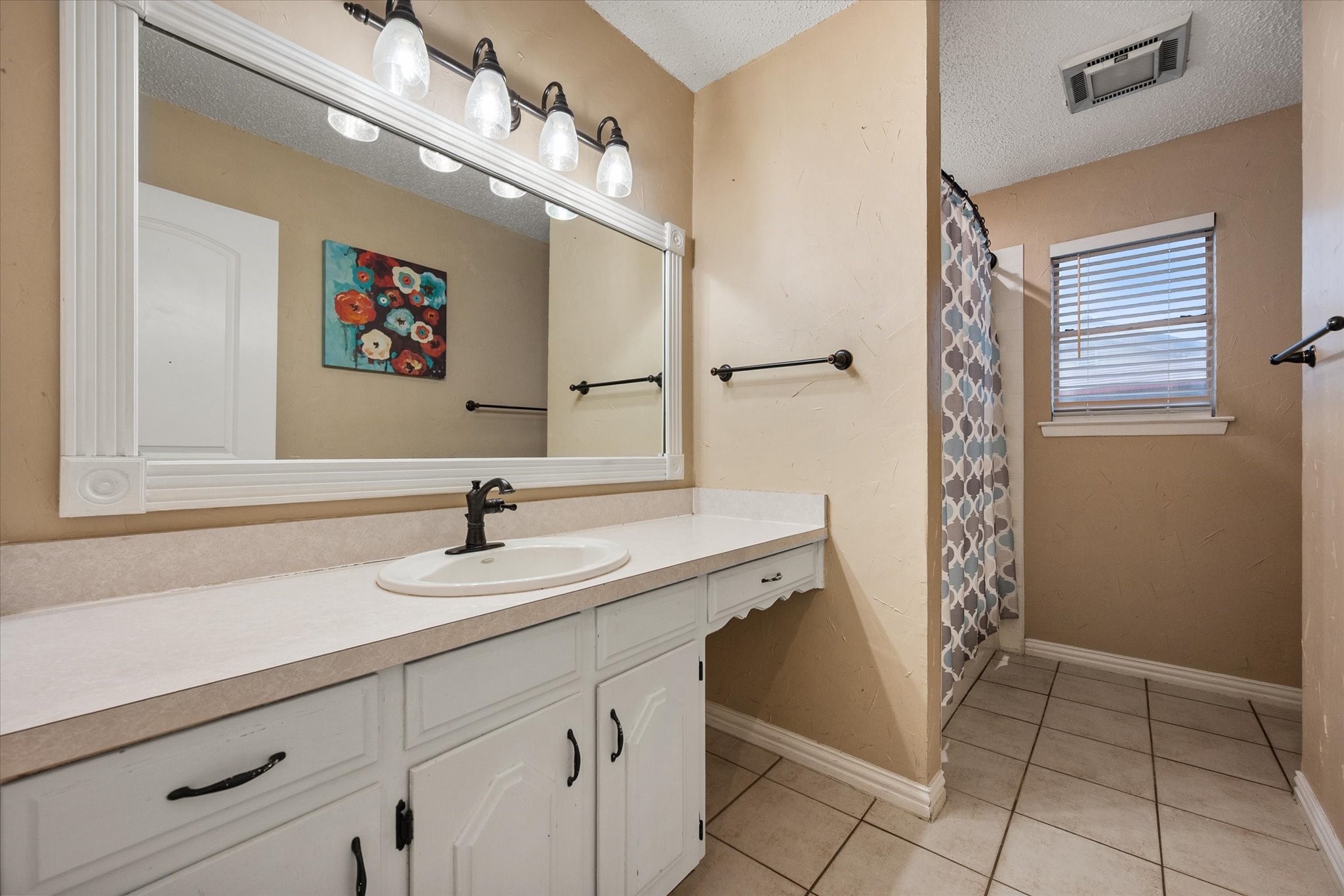 806 Ridgeway Road Joshua TX 76058
