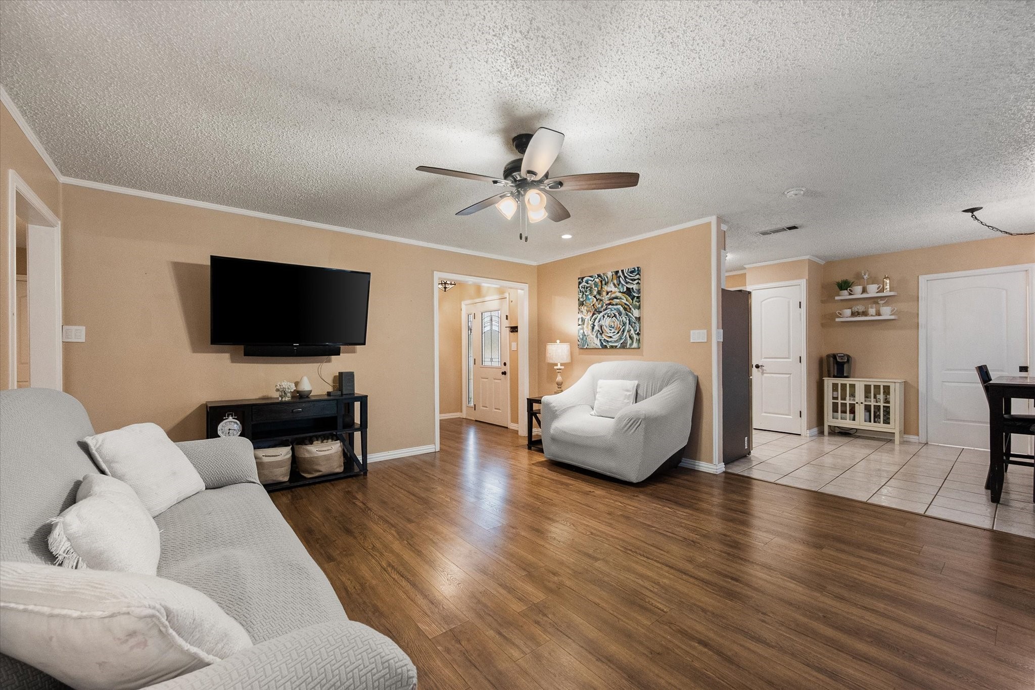 806 Ridgeway Road Joshua TX 76058