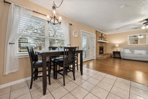 806 Ridgeway Road Joshua TX 76058