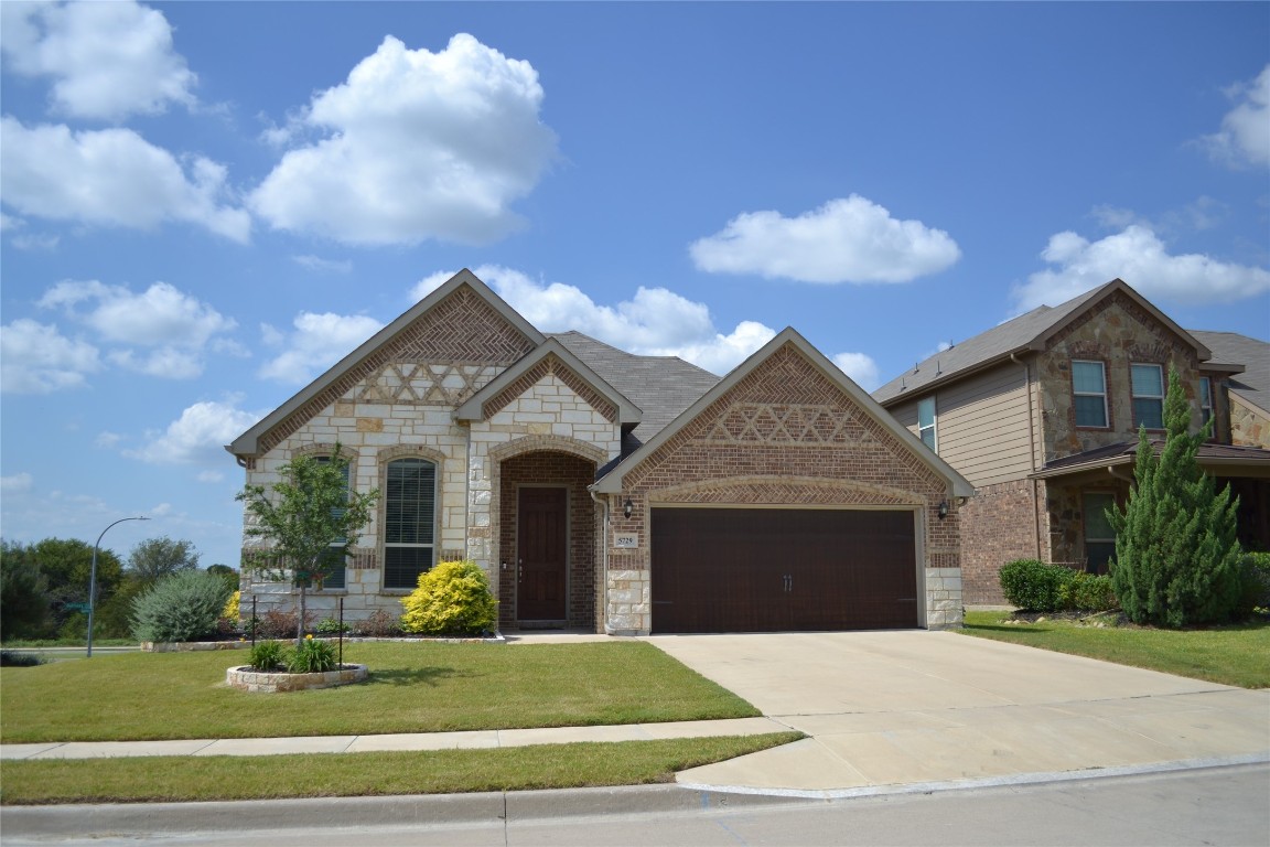 5729 Spirit Lake Drive Fort Worth TX 76179