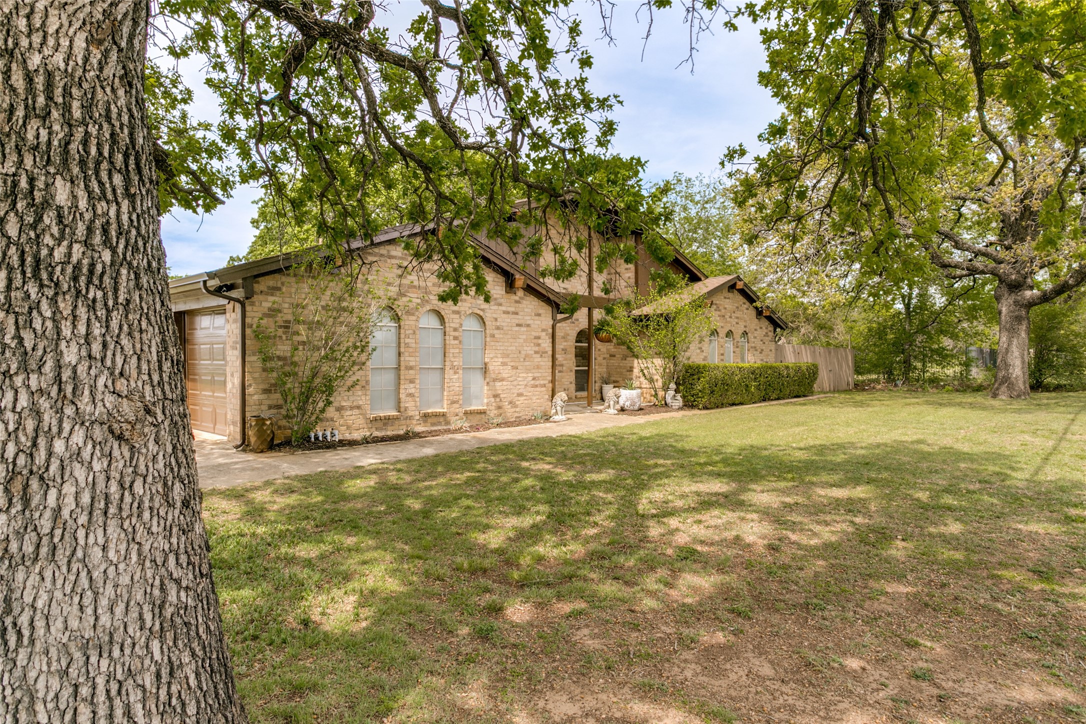 6917 Smithfield Road North Richland Hills TX 76182