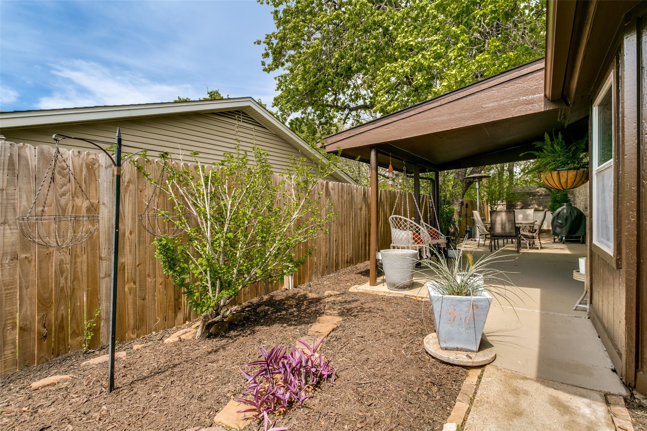 6917 Smithfield Road North Richland Hills TX 76182