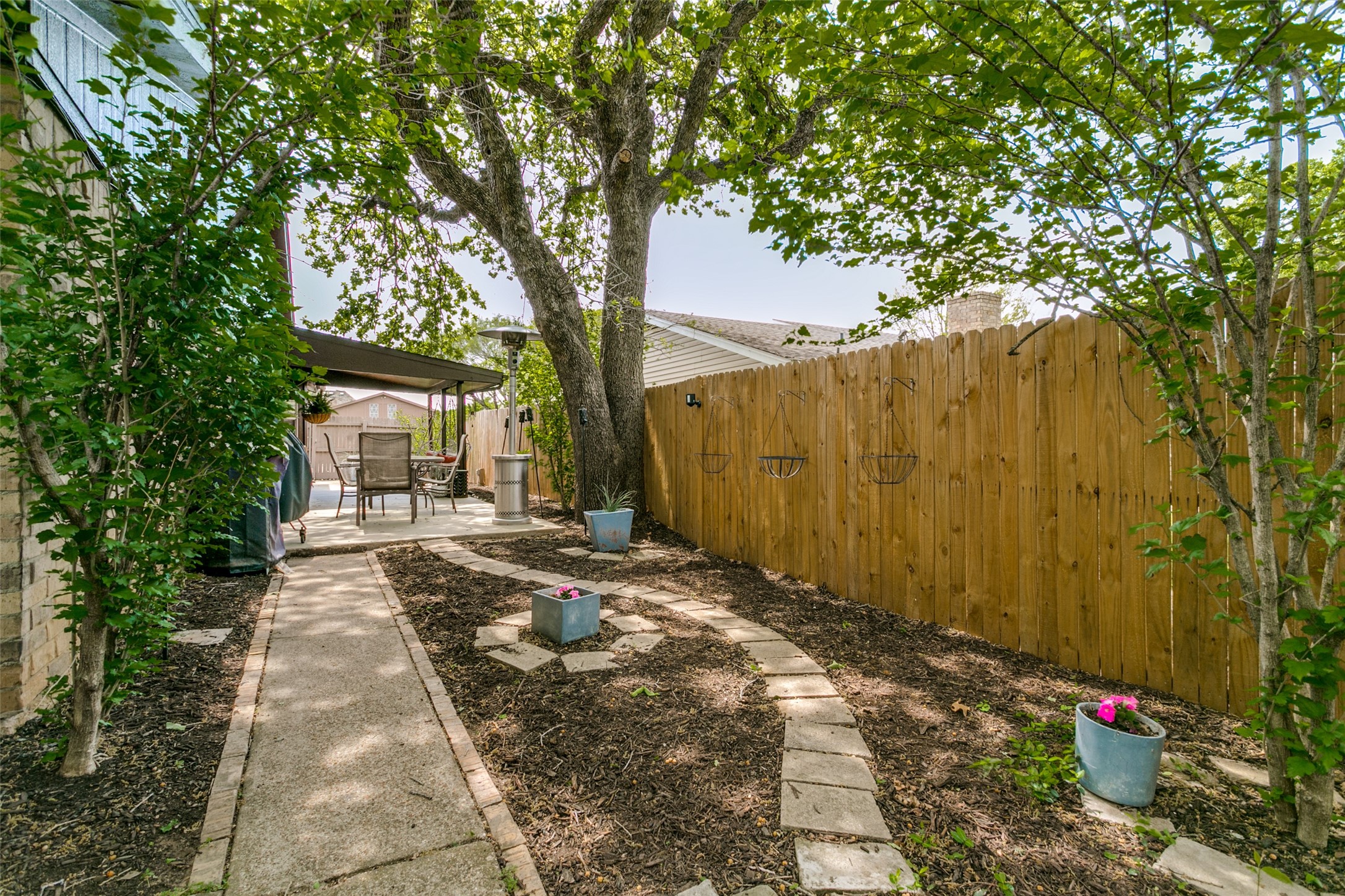 6917 Smithfield Road North Richland Hills TX 76182