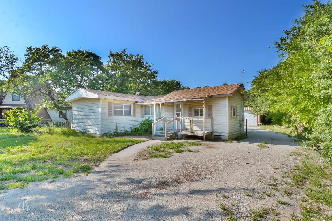 1430 Buckwheat Circle Clyde TX 79510