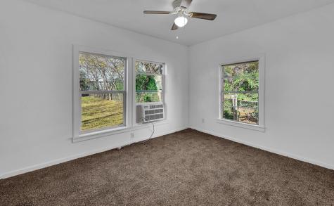 927 Oakwood Avenue Waco TX 76706