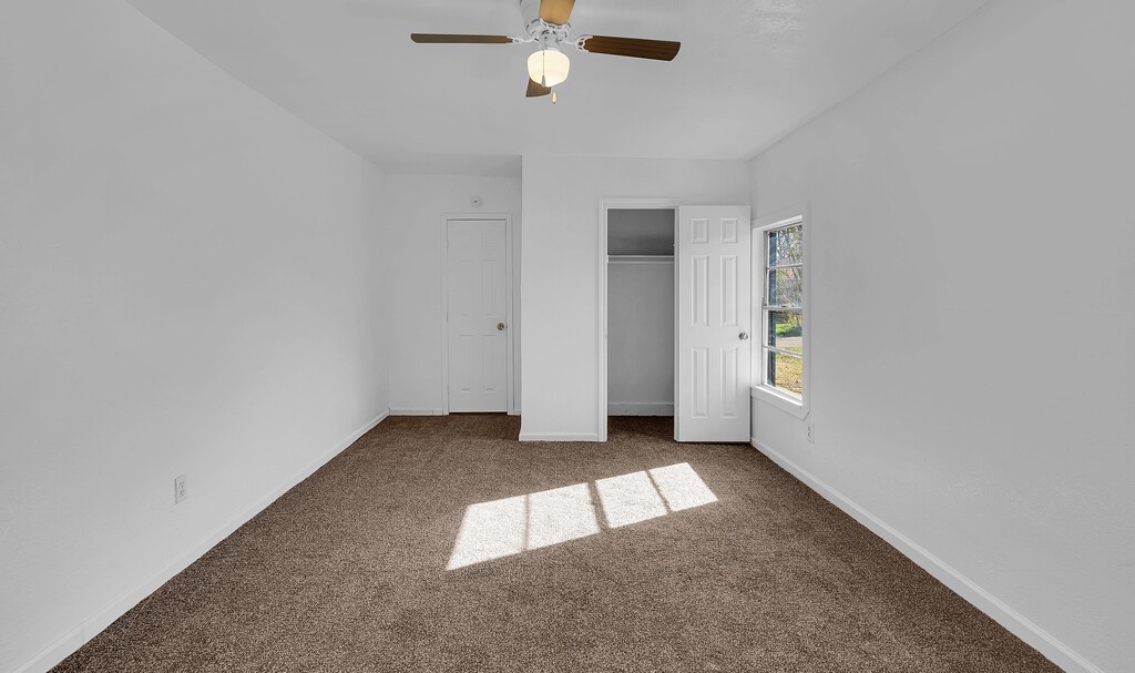 927 Oakwood Avenue Waco TX 76706