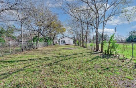 927 Oakwood Avenue Waco TX 76706