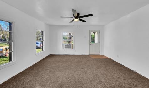 927 Oakwood Avenue Waco TX 76706