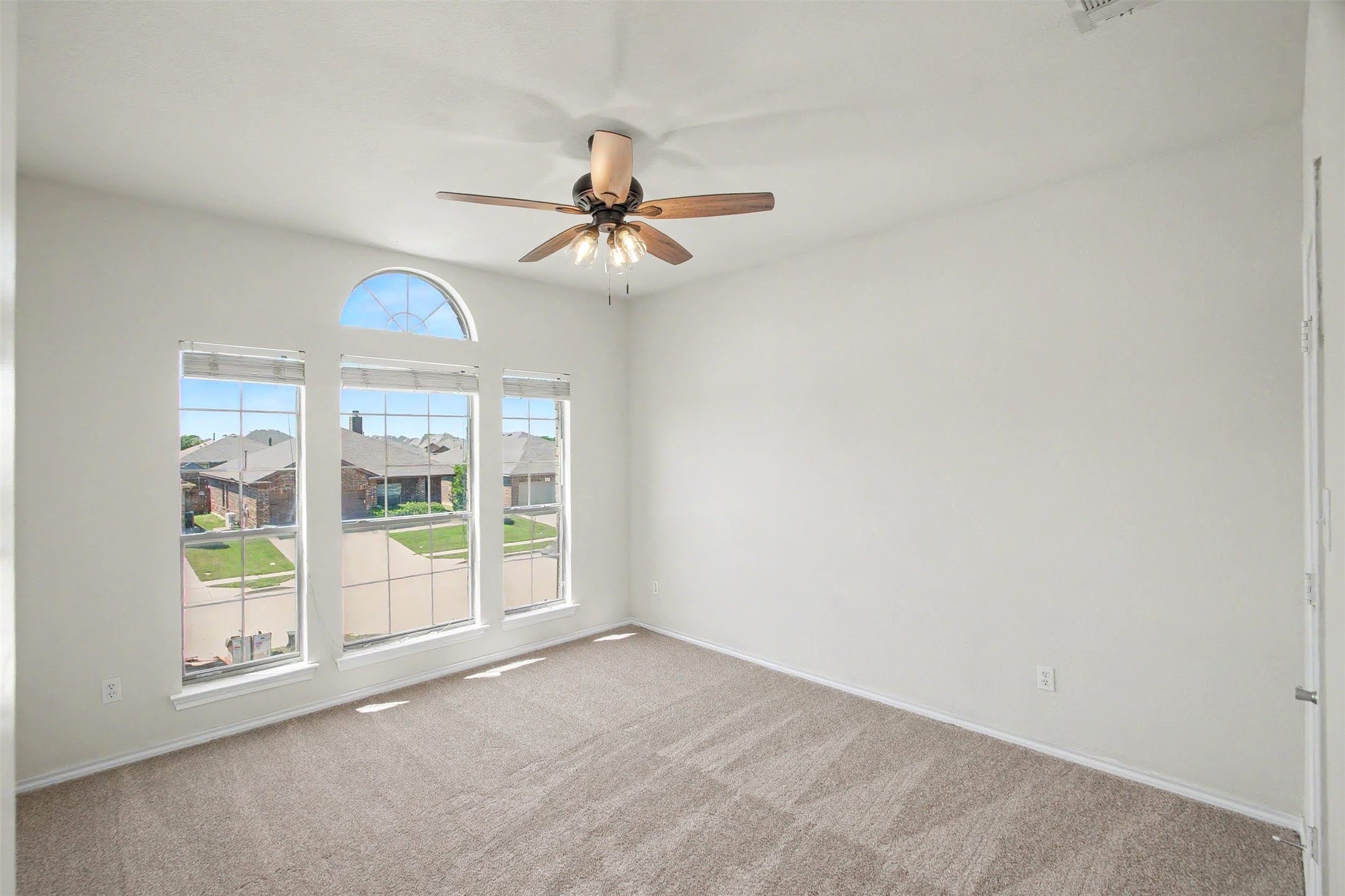4816 Willow Branch Court Fort Worth TX 76036