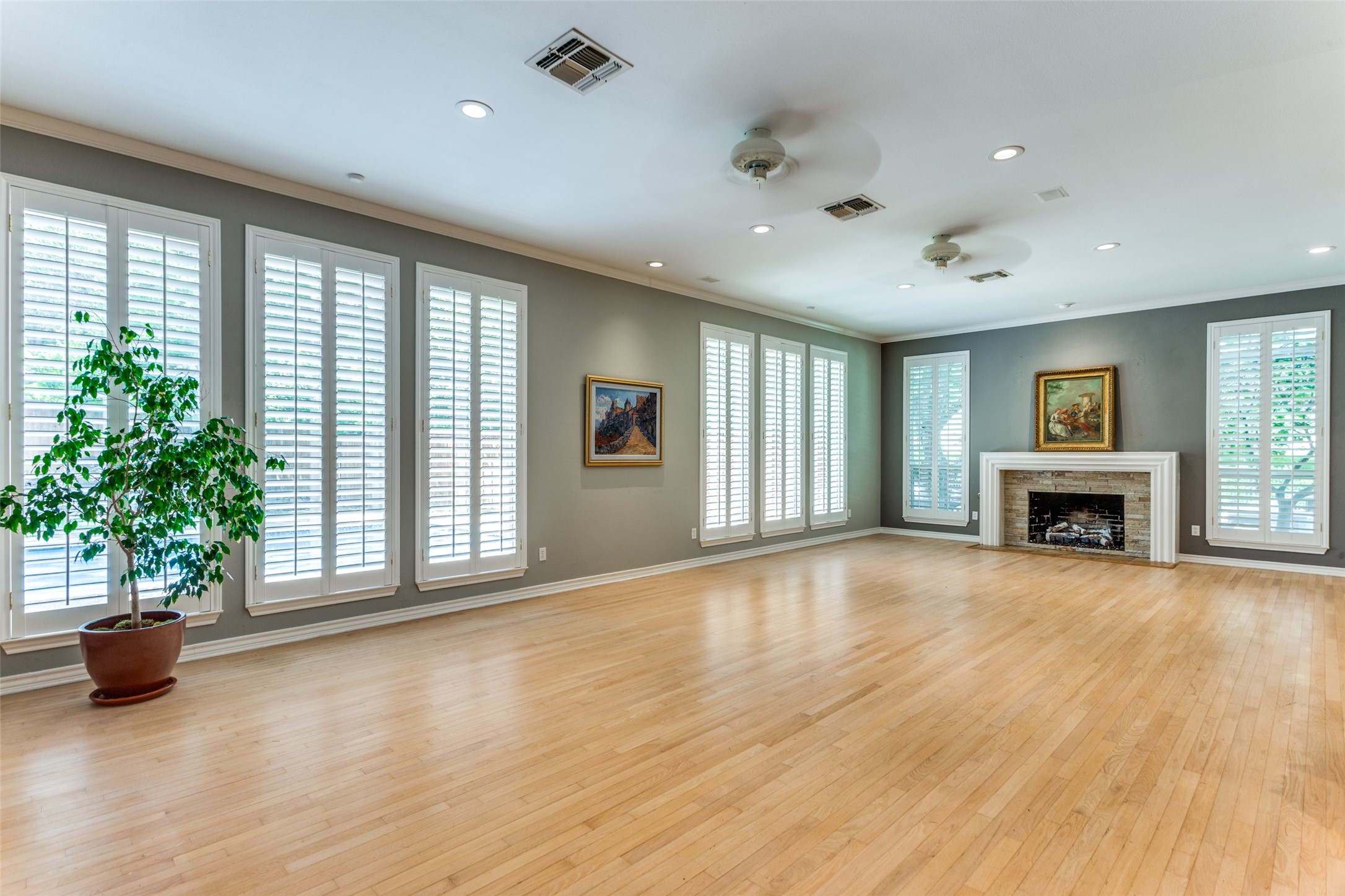 3805 Briarhaven Road Fort Worth TX 76109