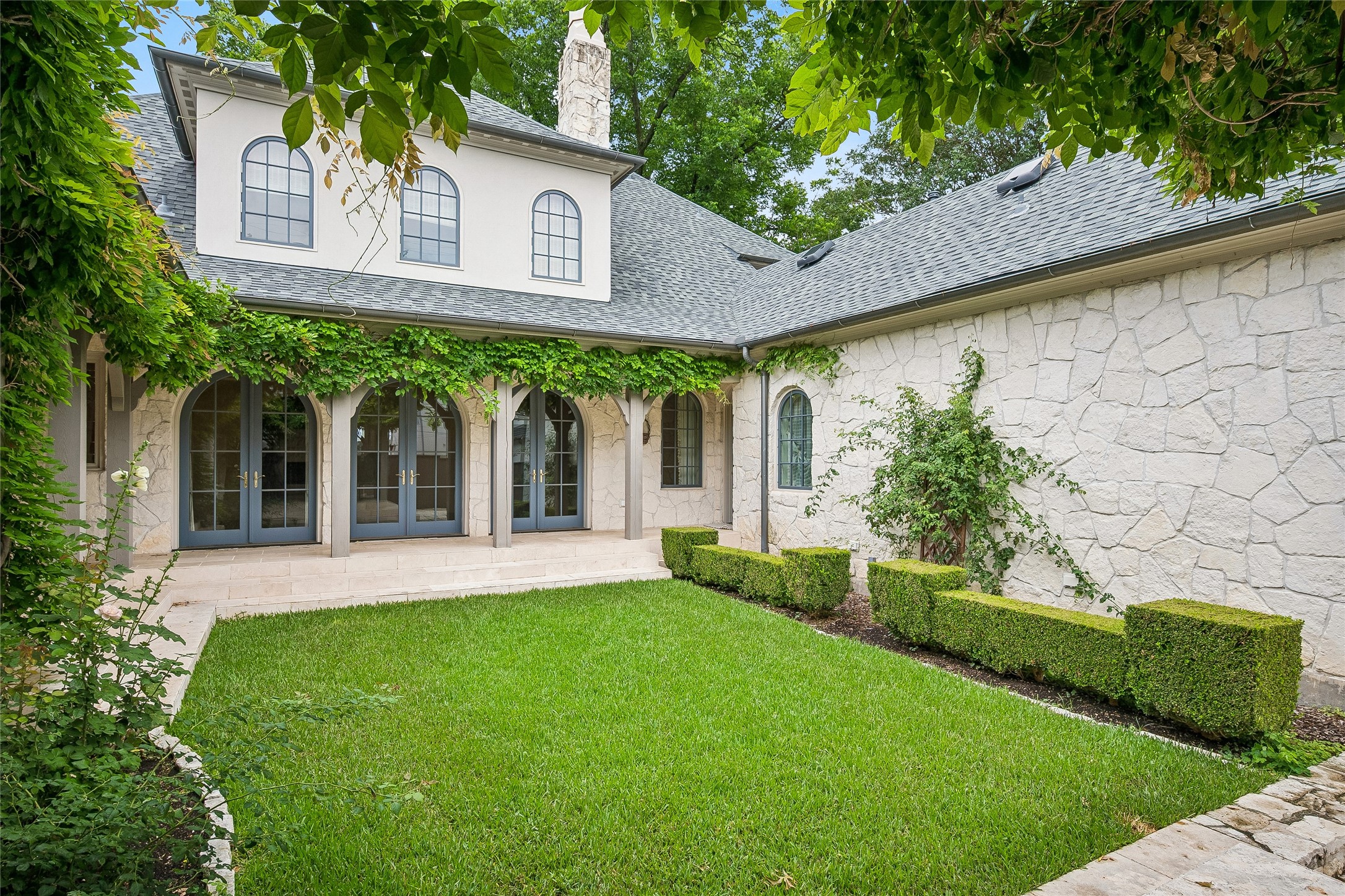4424 Manning Lane Dallas TX 75220
