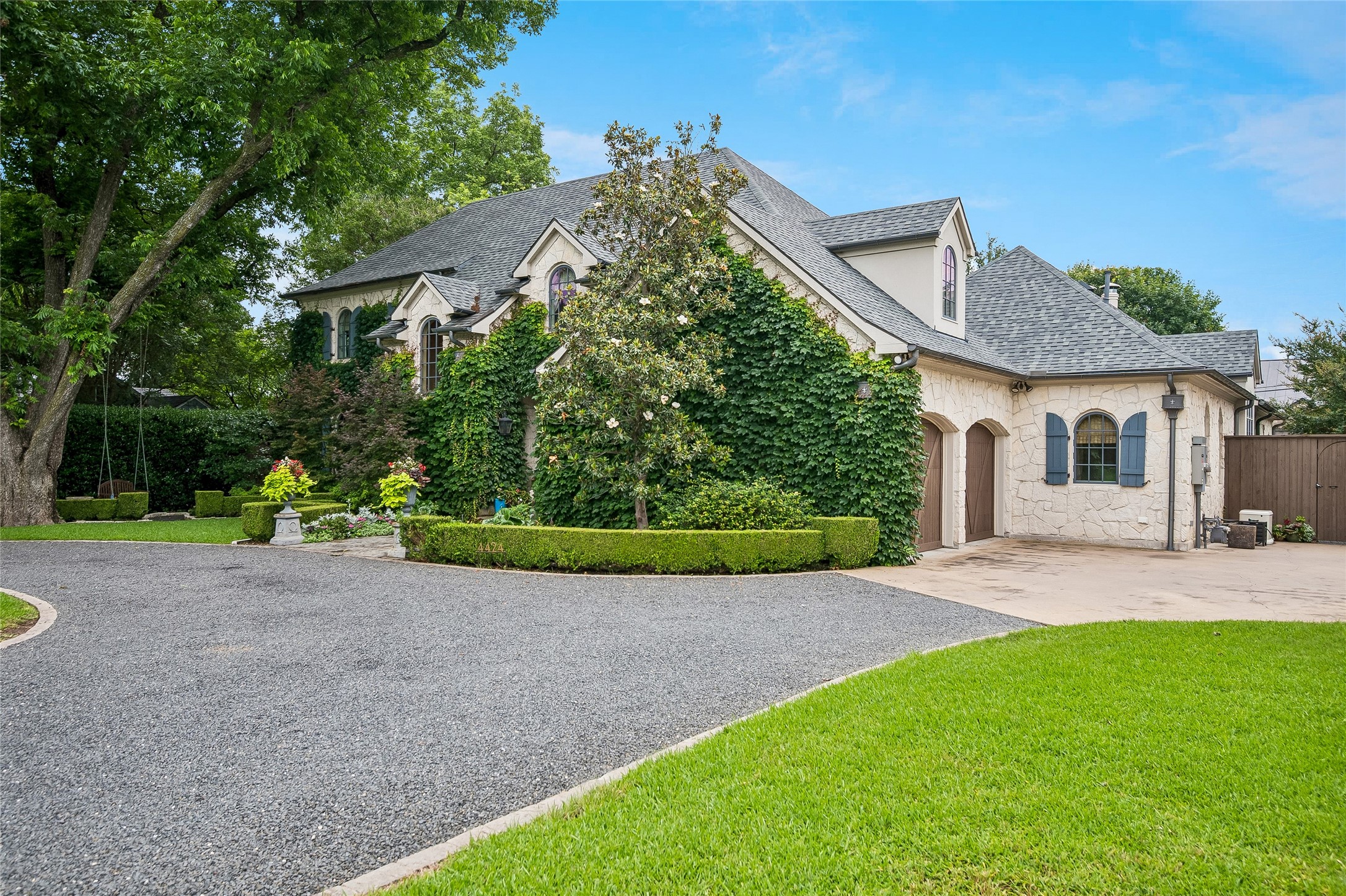 4424 Manning Lane Dallas TX 75220