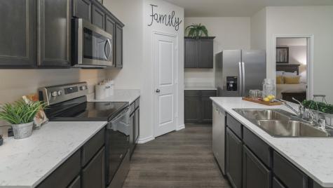 3300 Charleston Drive Ennis TX 75119