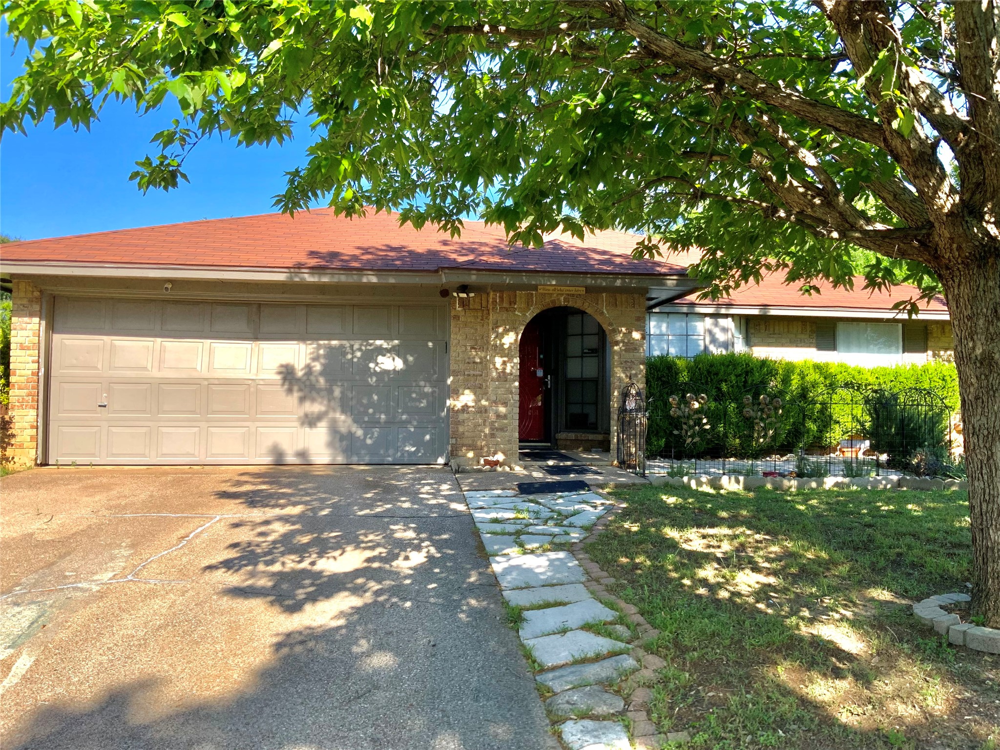 6917 Penhurst Drive Fort Worth TX 76133
