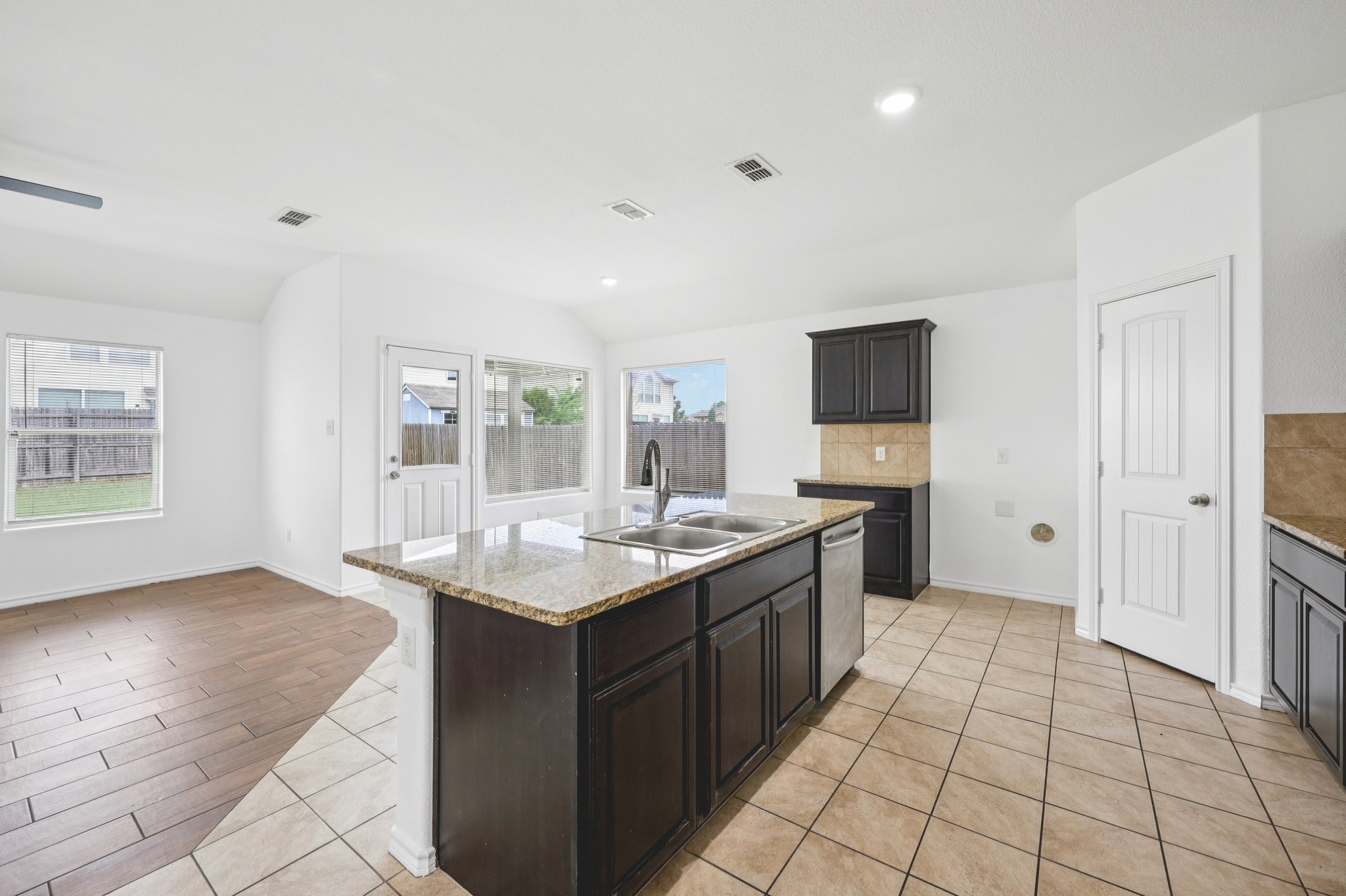 2601 Stonewall Lane Fort Worth TX 76123