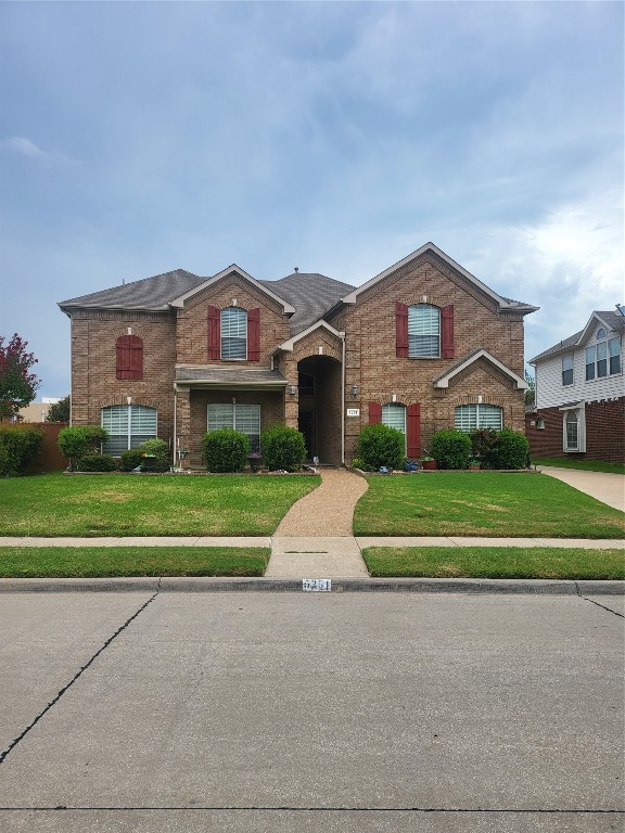 5251 W Cove Way Grand Prairie TX 75052