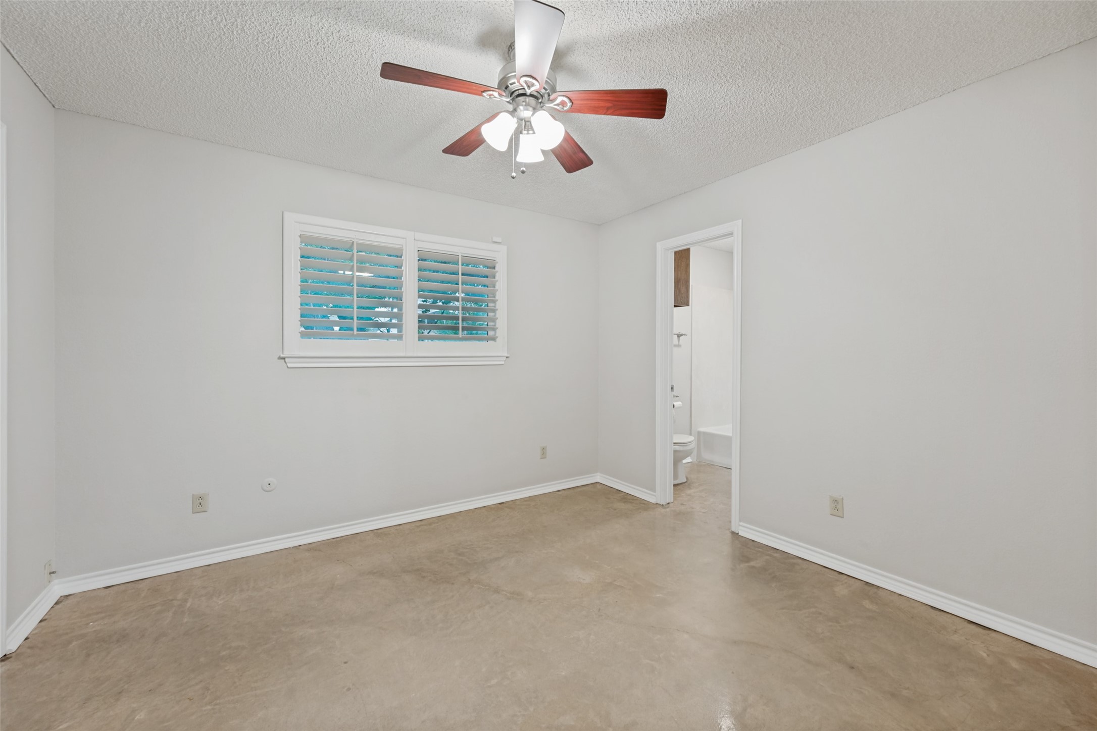 3814 Danbury Drive Arlington TX 76016