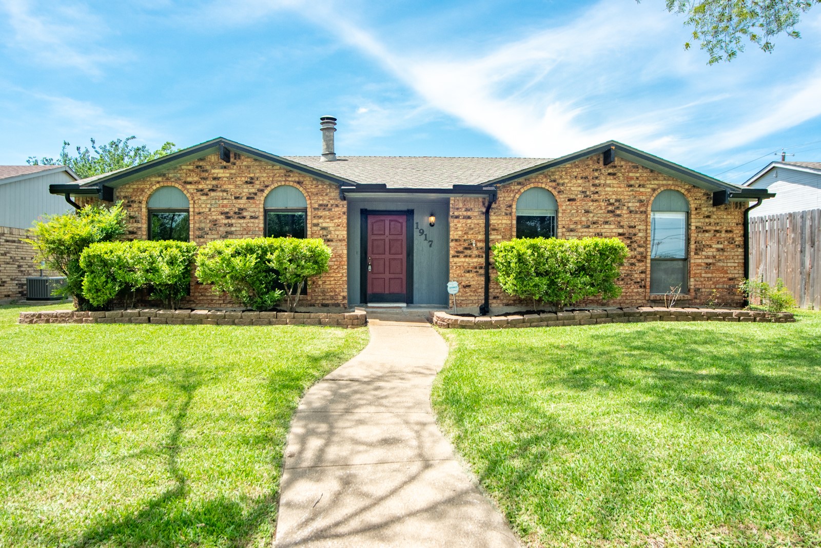 1917 Vine Drive Garland TX 75040