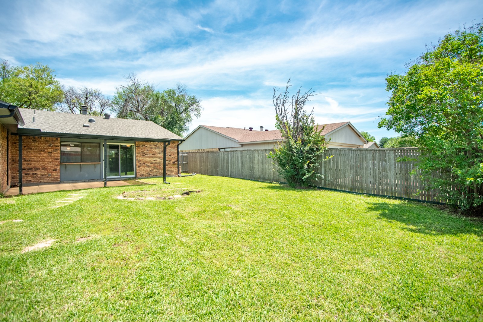 1917 Vine Drive Garland TX 75040