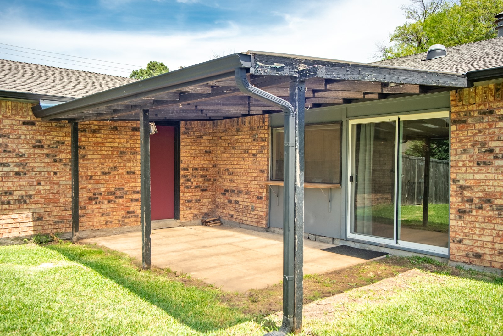 1917 Vine Drive Garland TX 75040