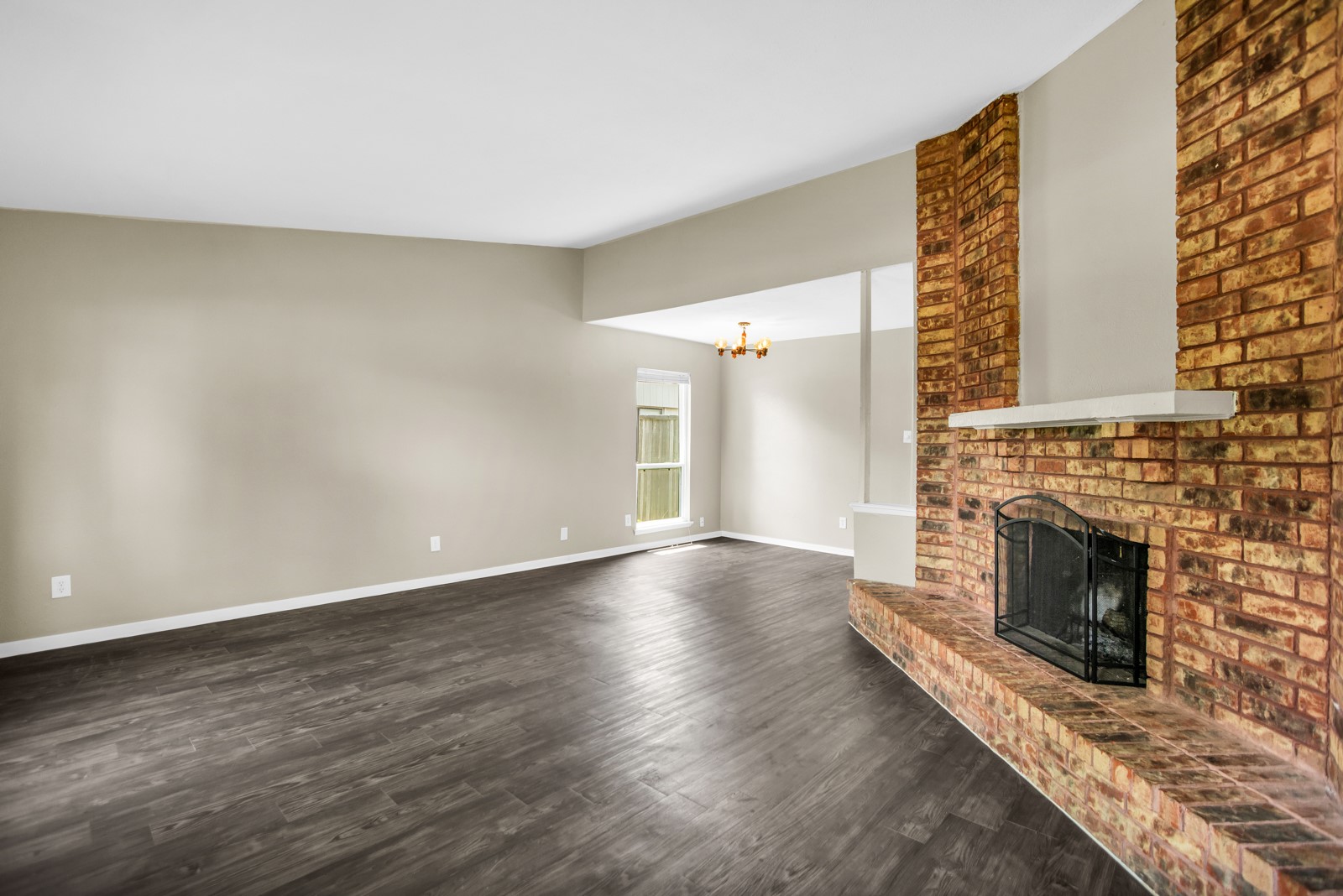 1917 Vine Drive Garland TX 75040