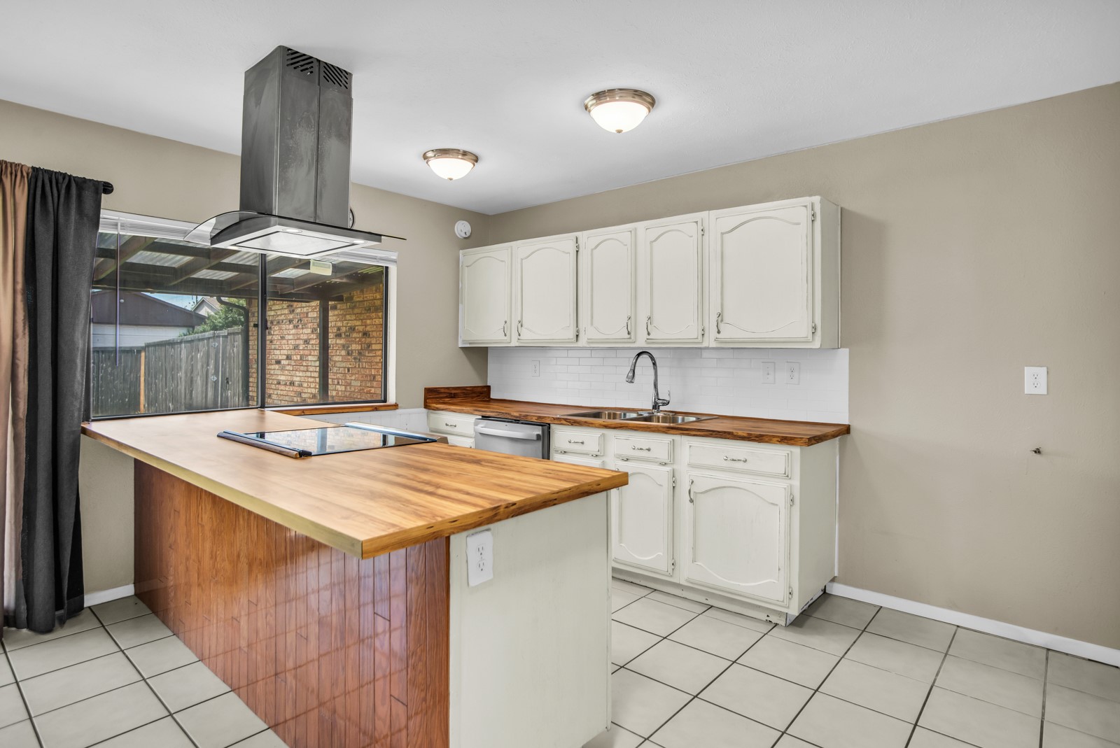 1917 Vine Drive Garland TX 75040
