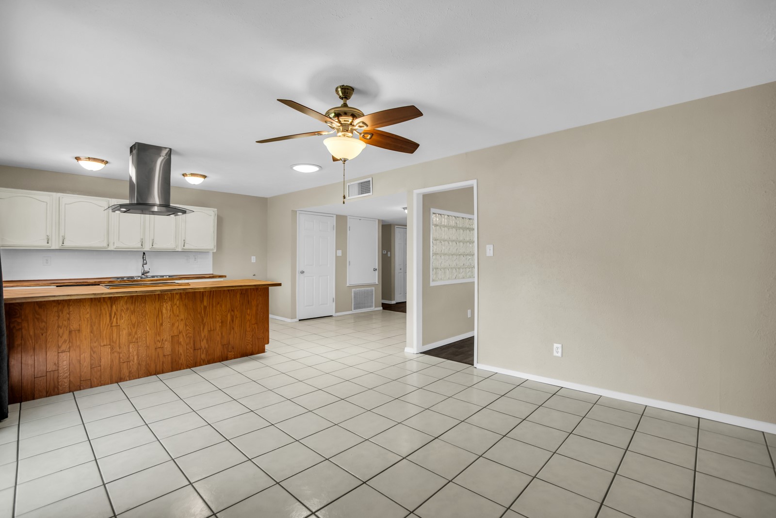1917 Vine Drive Garland TX 75040
