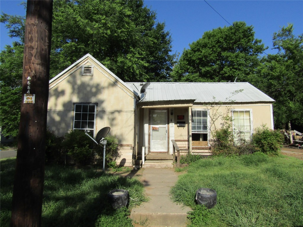 670 9th Street SE Paris TX 75460