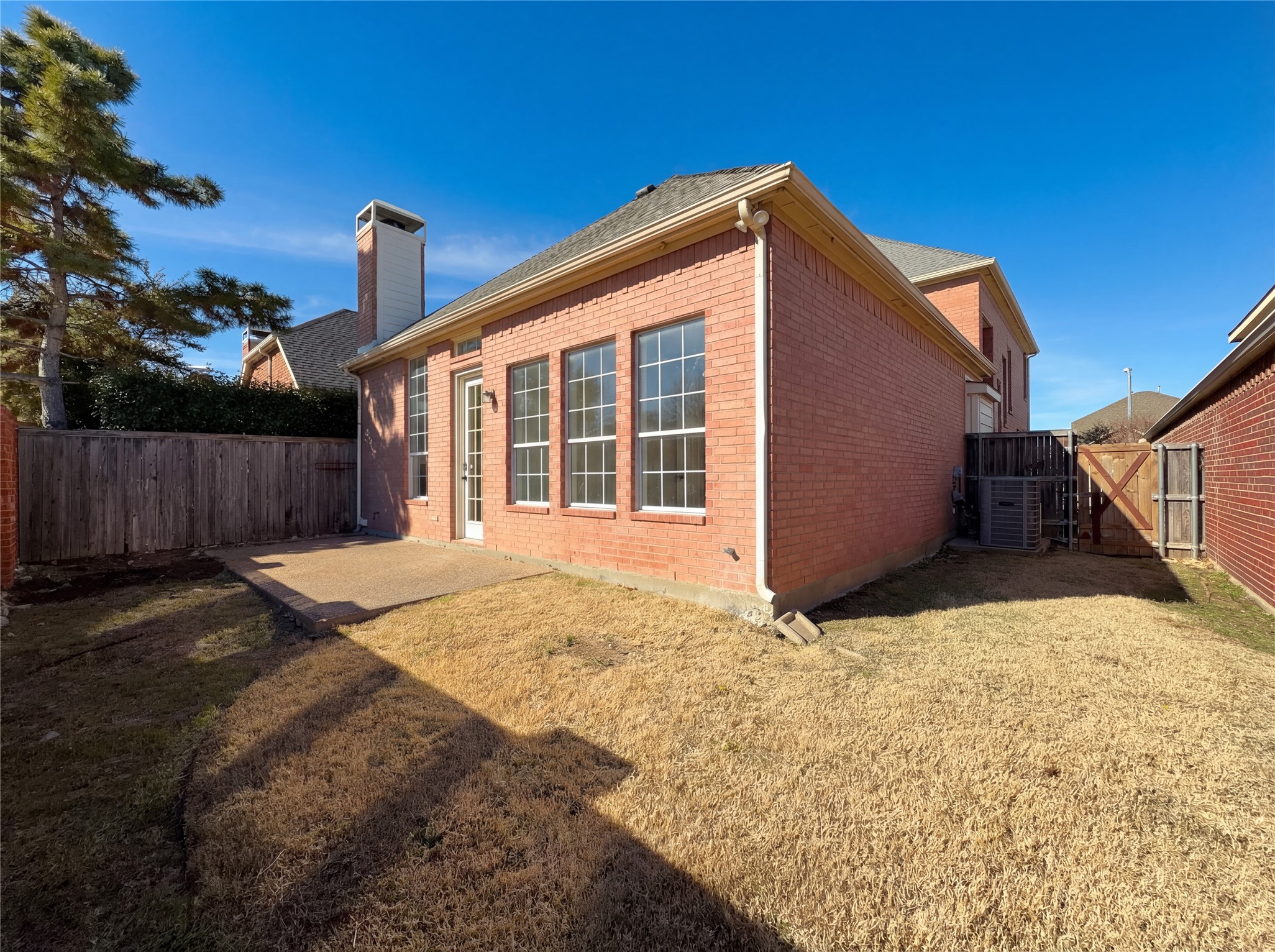 8112 Sycamore Drive Irving TX 75063