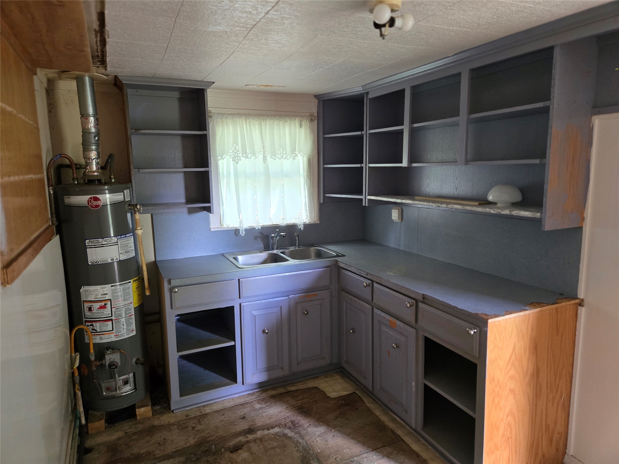 528 E Jefferson Street Van Alstyne TX 75495