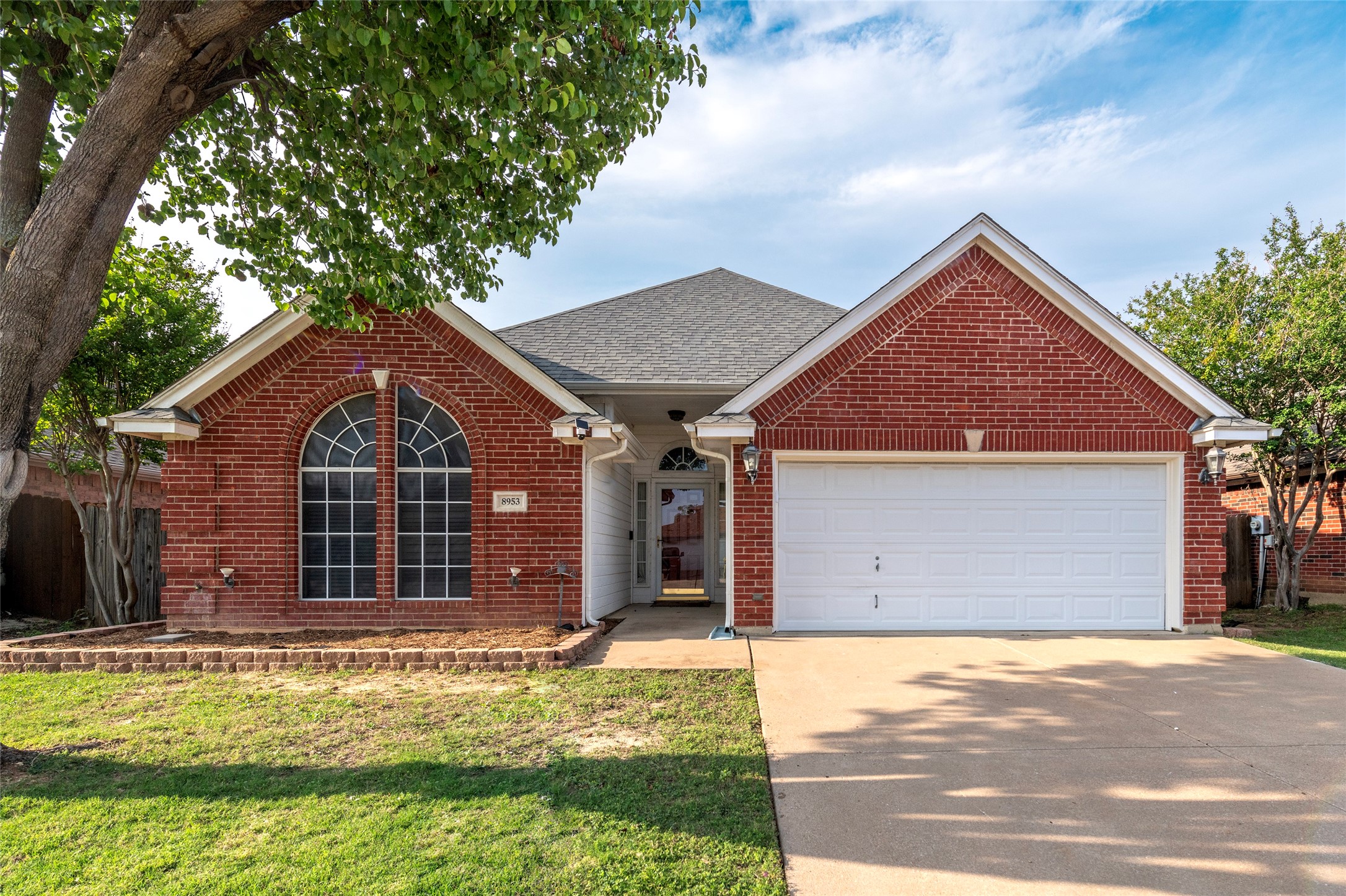 8953 Saranac Trail Fort Worth TX 76118