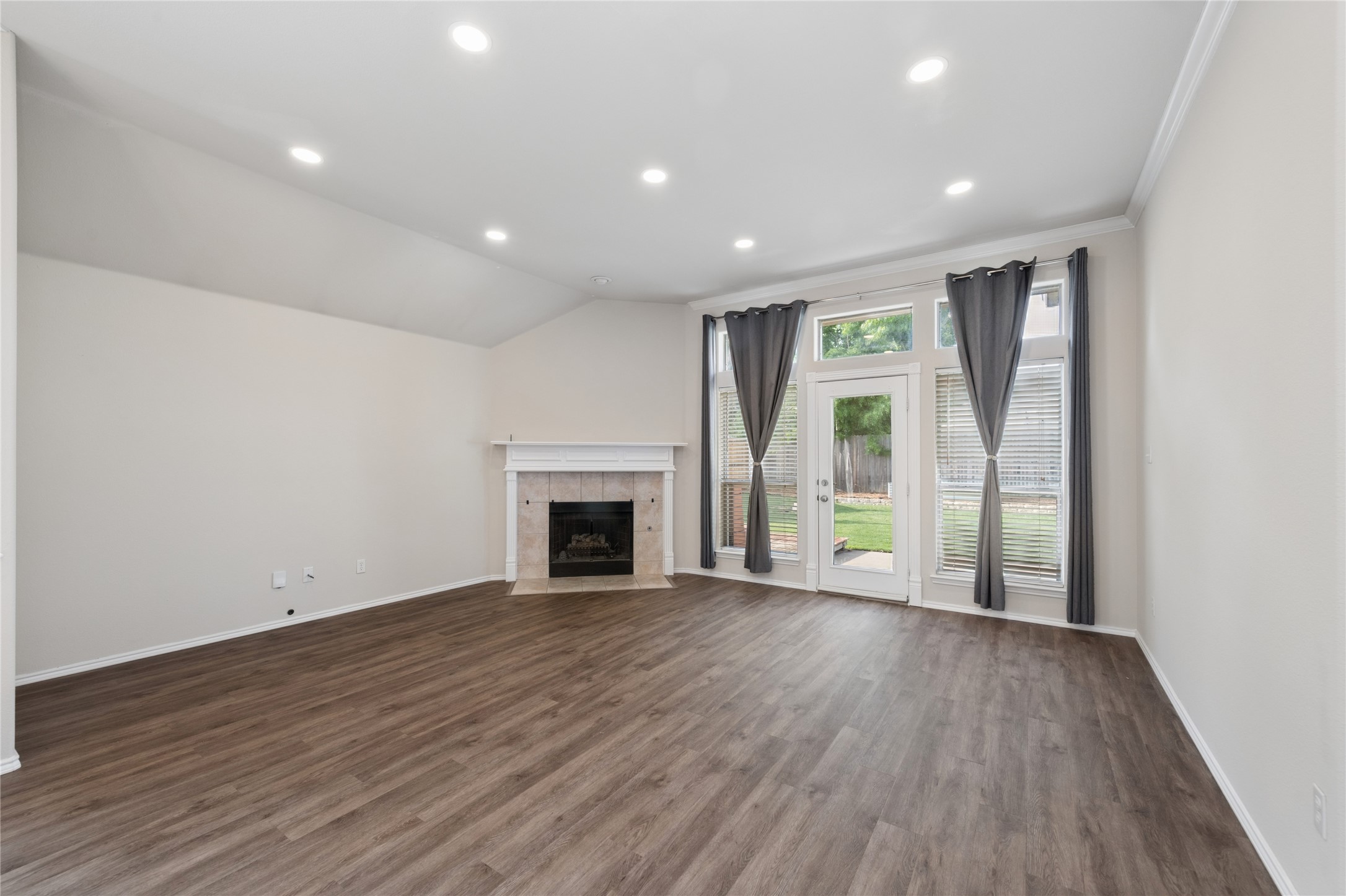 8953 Saranac Trail Fort Worth TX 76118
