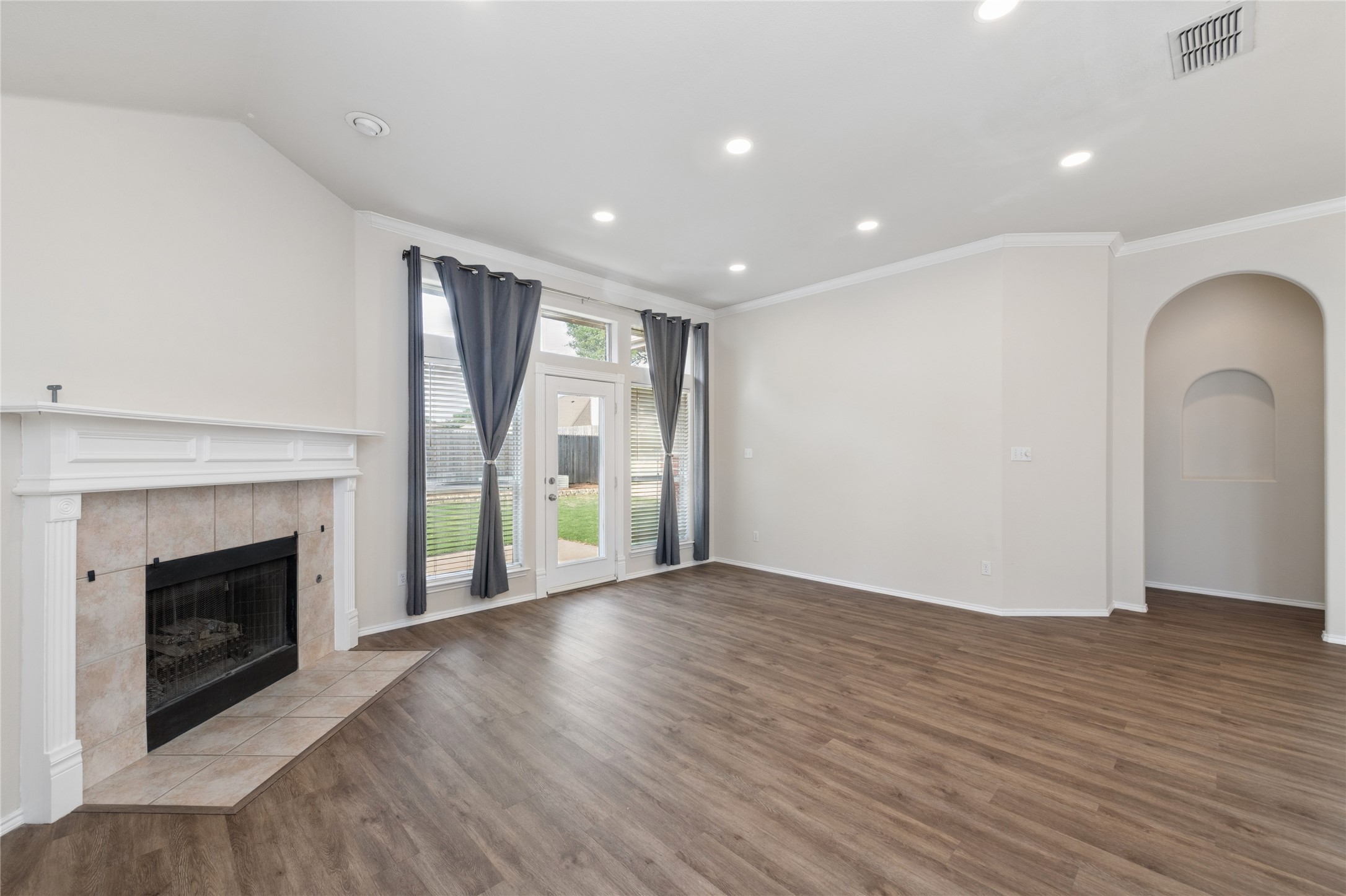 8953 Saranac Trail Fort Worth TX 76118