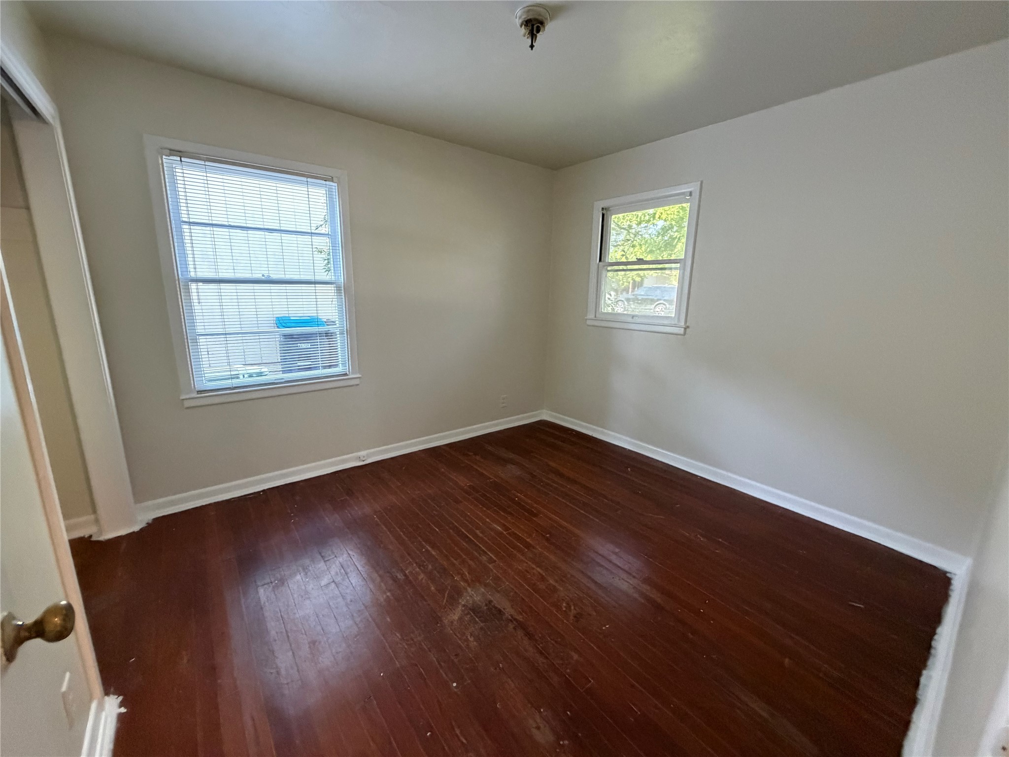 5013 Merida Avenue Fort Worth TX 76115