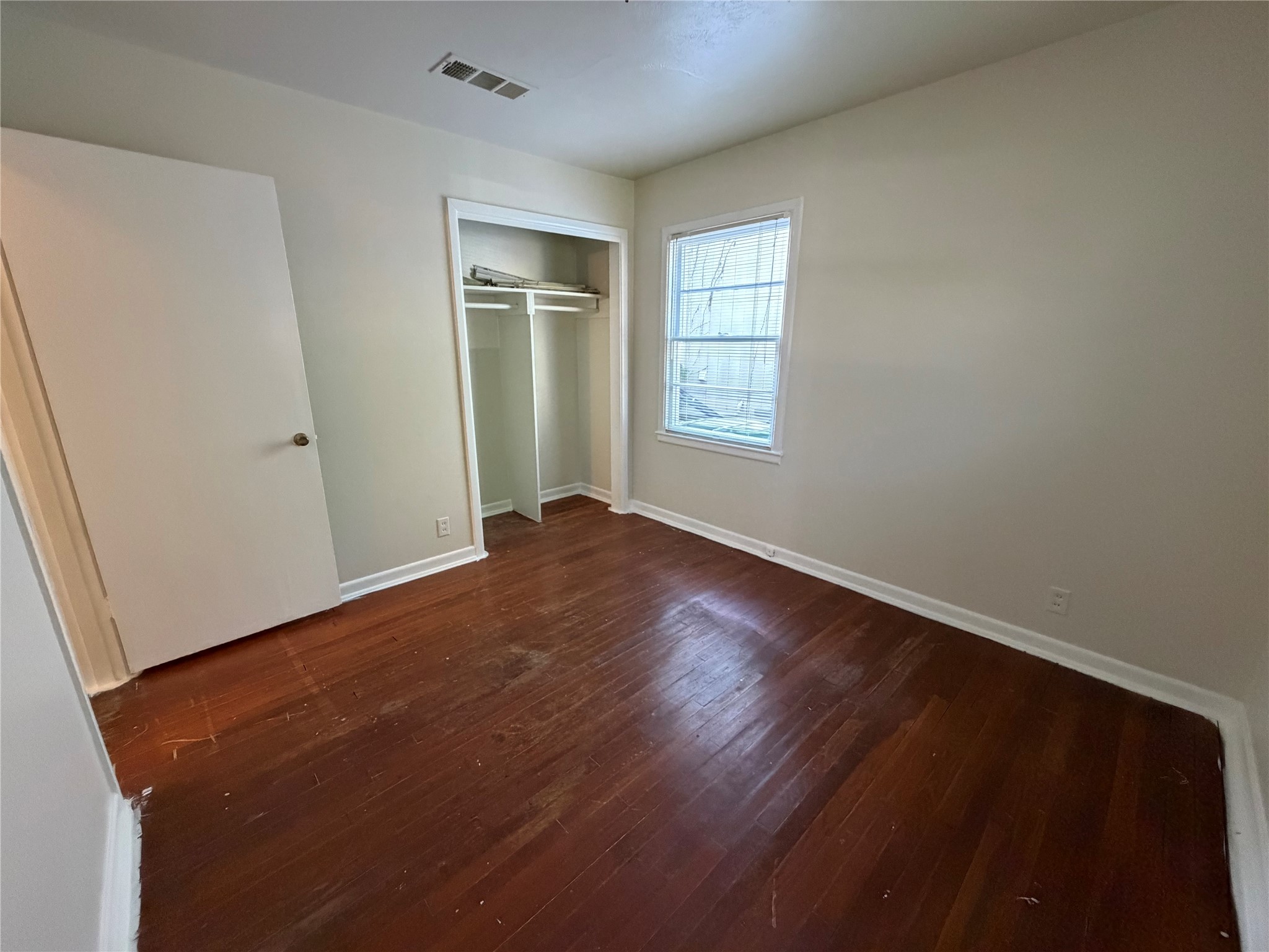 5013 Merida Avenue Fort Worth TX 76115