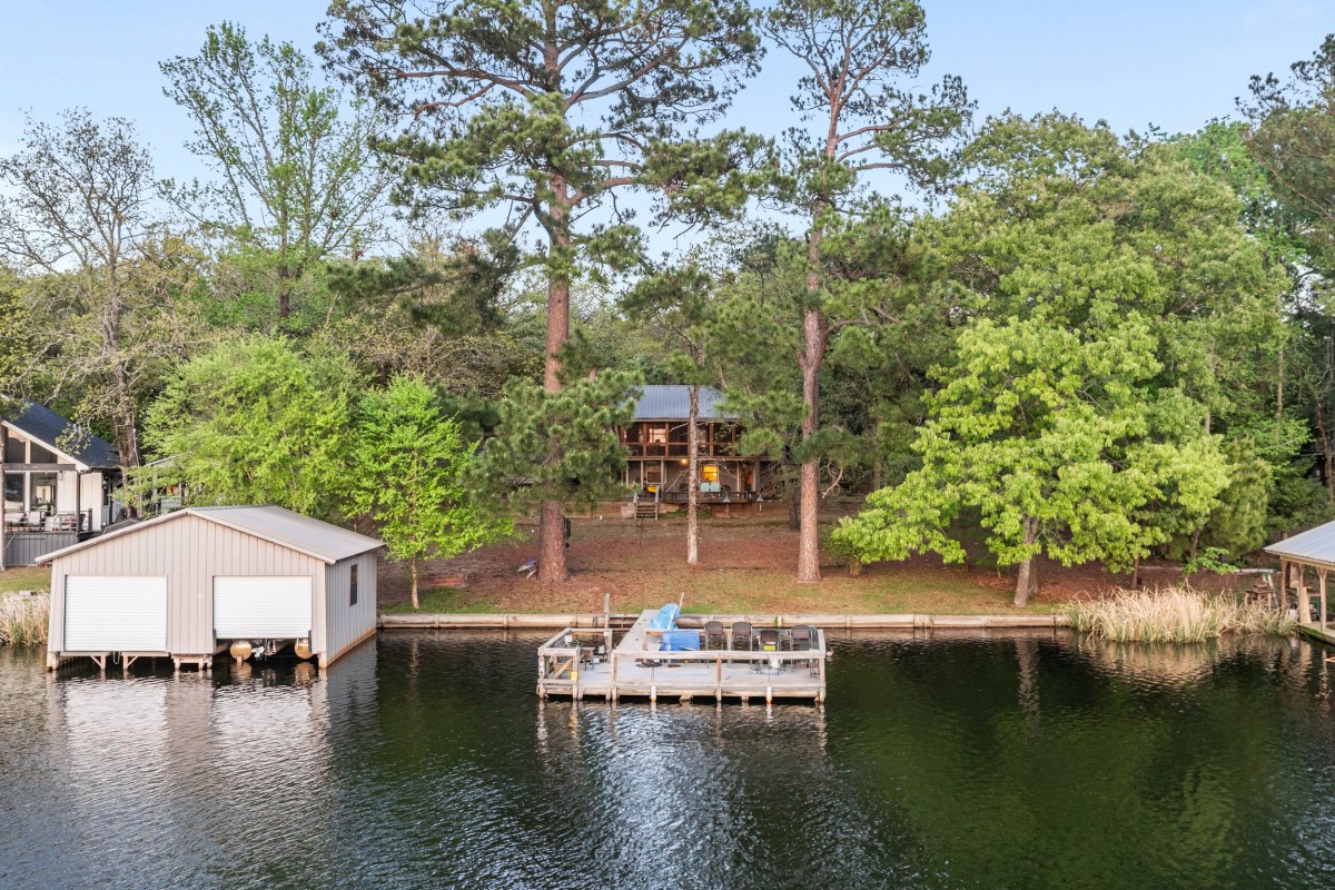 136 County Road 3232 Quitman TX 75783