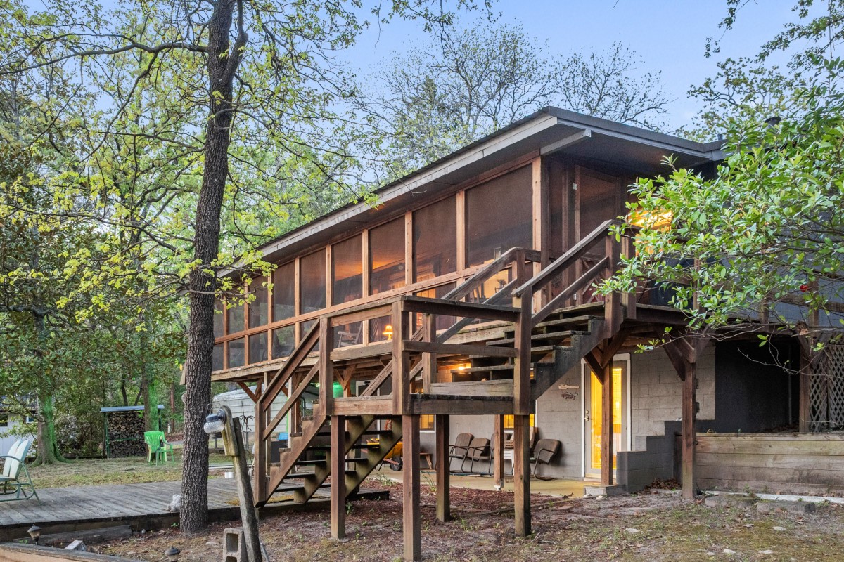136 County Road 3232 Quitman TX 75783