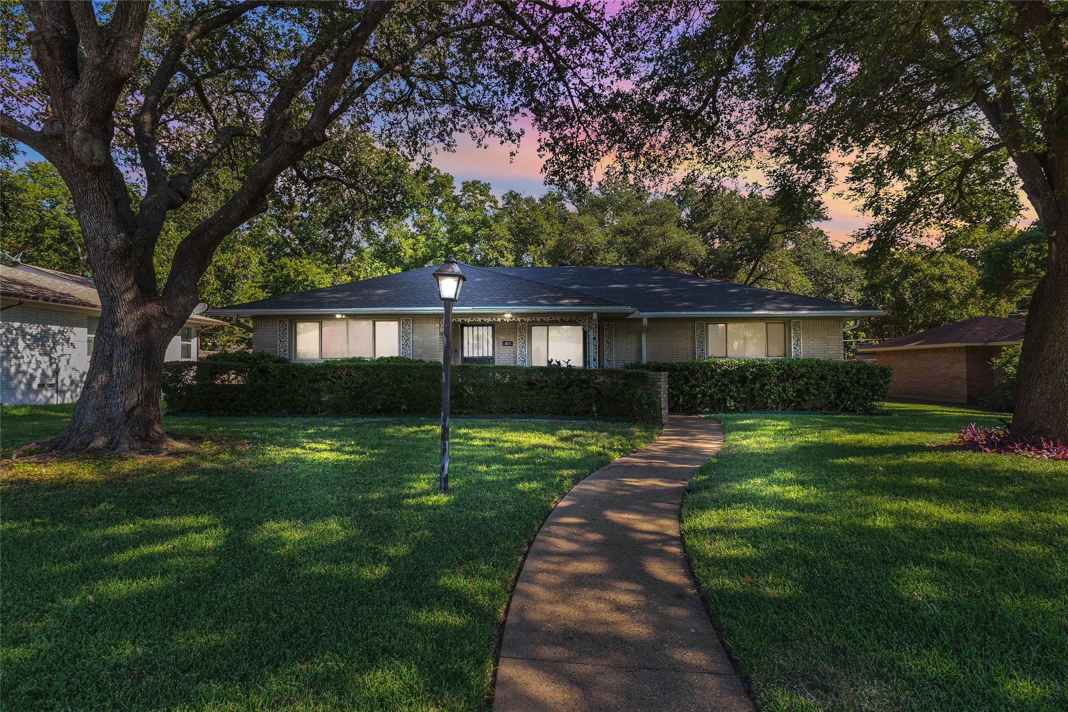 827 Green Hill Road Dallas TX 75232