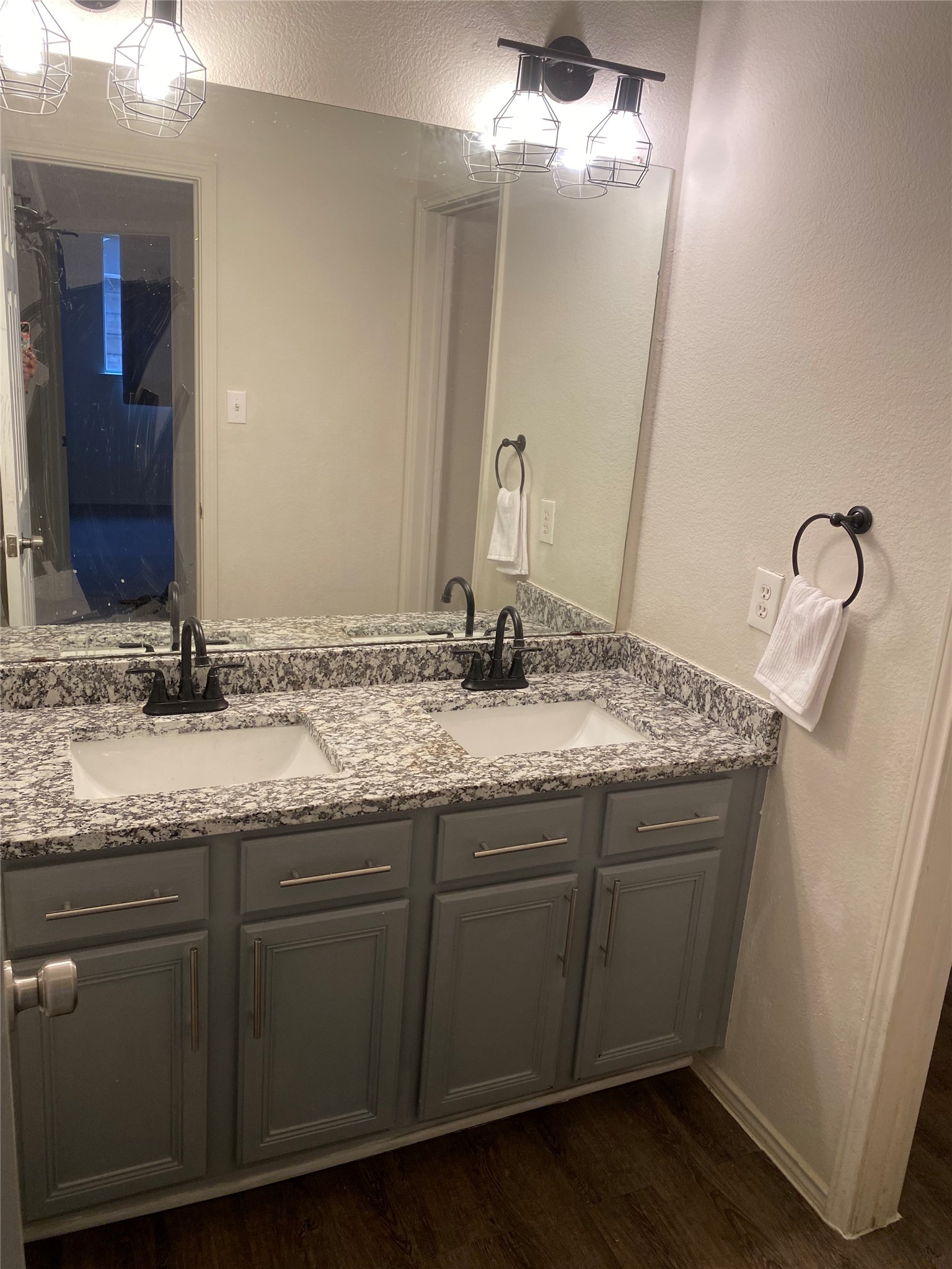 4718 Parkhaven Drive Garland TX 75043