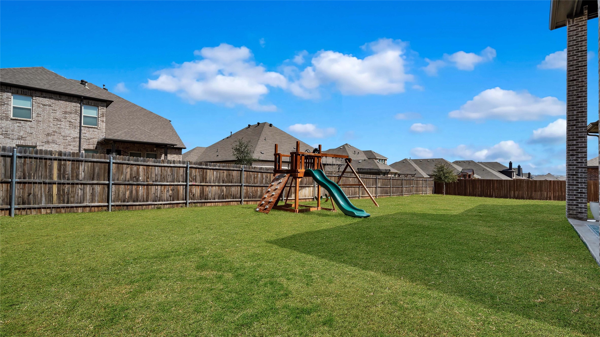 1017 Wrenwood Drive Justin TX 76247