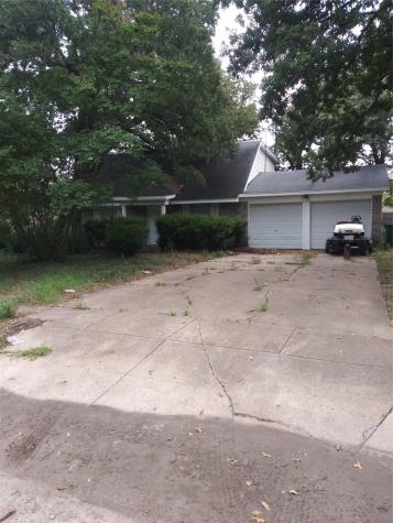 14620 Oakwood Lane Balch Springs TX 75180